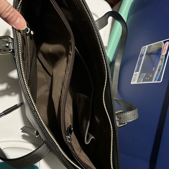 Women’s Gray purse - Picture 3 of 3